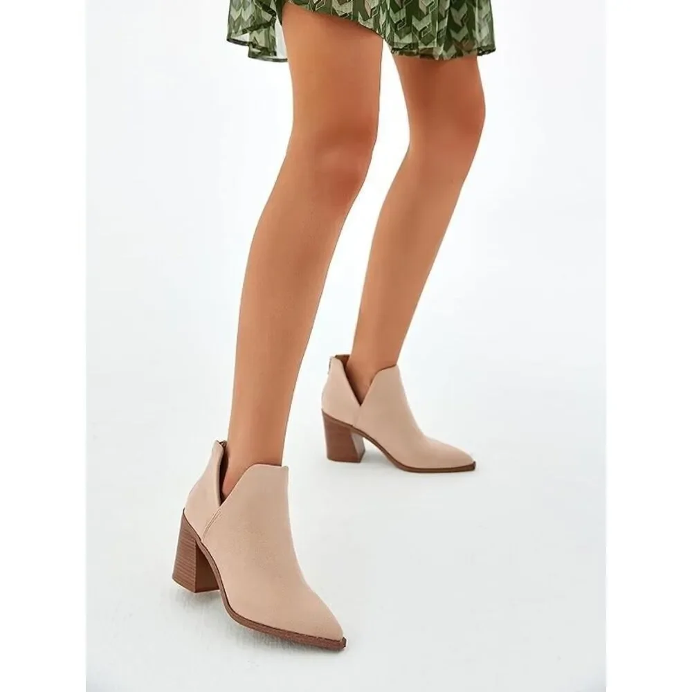 (80-4678) FISACE Womens Pointed Toe Stacked Mid Heel Ankle Boots Sz 9